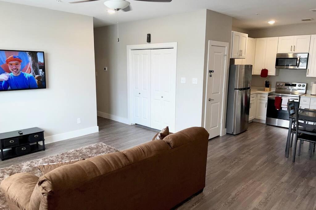 Welcome To Our Spacious 2-Bedroom 2-Bathroom Located In The City Of Houston, Texas! エクステリア 写真